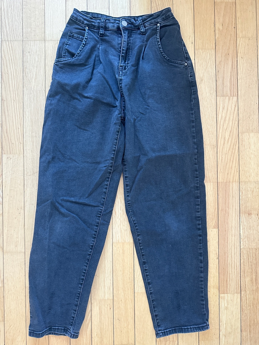 FashionNova mom jeans